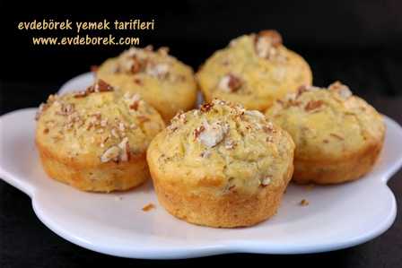 Bademli Cupcake Tarifi