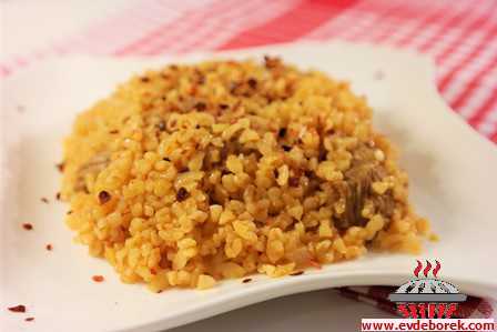 Etli Bulgur Pilavı