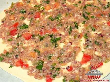 Evde Lahmacun Tarifi