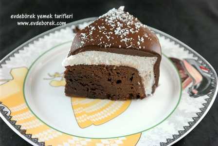 Hindistan Cevizli Brownie Pasta Tarifi