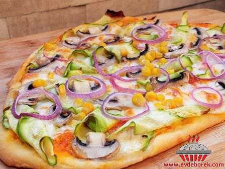 Kabaklı Pizza (Vejeteryan Pizza)