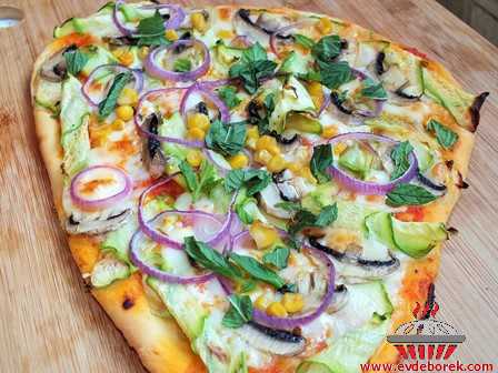 Kabaklı Pizza (Vejeteryan Pizza)