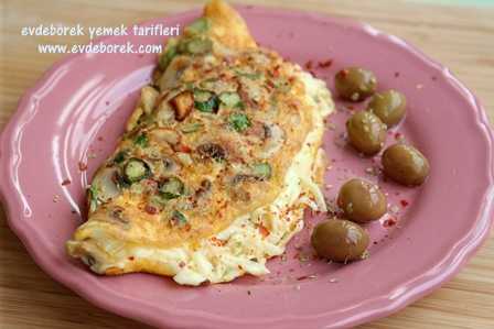 Mantarlı Kuşkonmazlı Omlet Tarifi