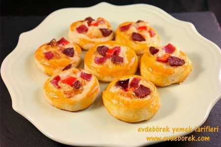 Mini-Pizza-Poğaça-Tarifi9