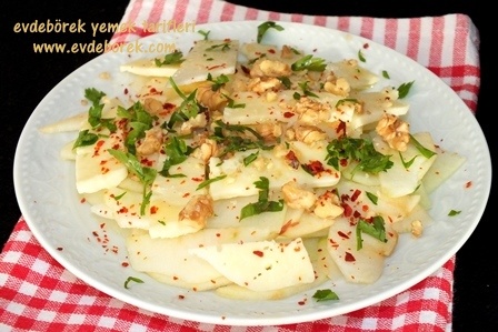 Alabaş (Kohlrabi) Turpu Salatası Tarifi