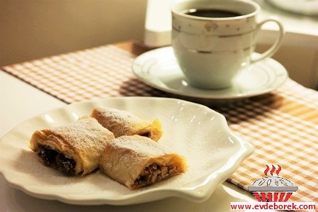 Apfelstrudel (Elmalı Rulo)