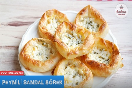 Peynirli Sandal Börek Tarifi